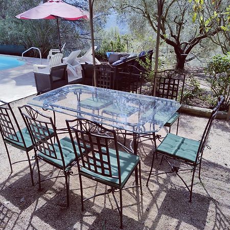 Villa Cigalons En Pleine Pinede Avec Piscine Chauffee De Mai A Septembre Auriol ภายนอก รูปภาพ
