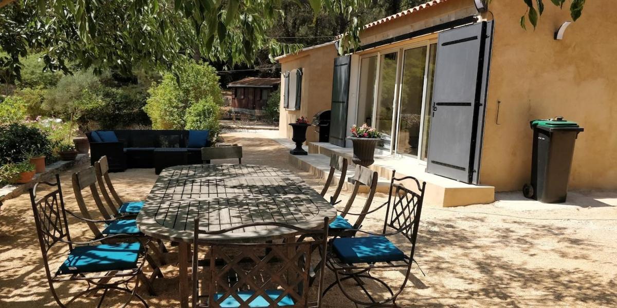 Villa Cigalons En Pleine Pinede Avec Piscine Chauffee De Mai A Septembre Auriol ภายนอก รูปภาพ