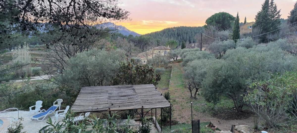 Villa Cigalons En Pleine Pinede Avec Piscine Chauffee De Mai A Septembre Auriol ภายนอก รูปภาพ